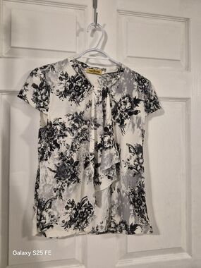 (S)White & Black Floral Tie-Neck Women's Top -